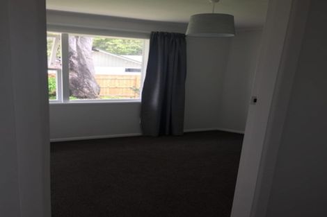 Photo of property in 6 Moehau Grove, Trentham, Upper Hutt, 5018