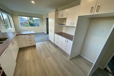 Photo of property in 8 Tacoma Drive, Totara Park, Upper Hutt, 5018