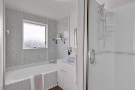 Photo of property in 73 Tuhikaramea Road, Dinsdale, Hamilton, 3204