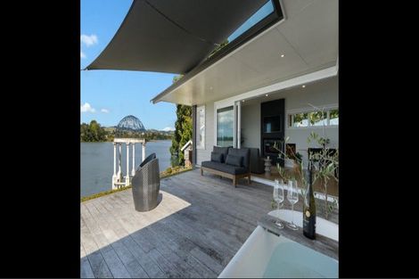 Photo of property in 1 Fourteenth Avenue, Tauranga South, Tauranga, 3112