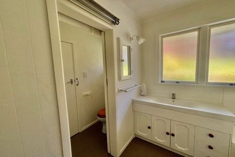 Photo of property in 1a Enfield Road, Hospital Hill, Napier, 4110