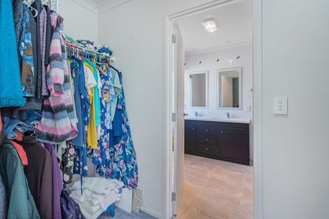 Photo of property in 16 Ohuka Place, Whitianga, 3510