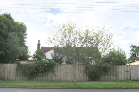 Photo of property in 389 West Coast Road, Glen Eden, Auckland, 0602