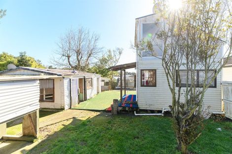 Photo of property in 3 Pendlebury Street, Green Bay, Auckland, 0604