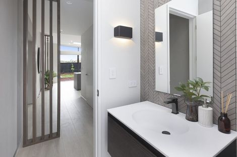 Photo of property in 7 Oakbridge Boulevard, Marshland, Christchurch, 8051