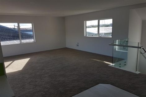 Photo of property in 4d Binsted Road, New Lynn, Auckland, 0600