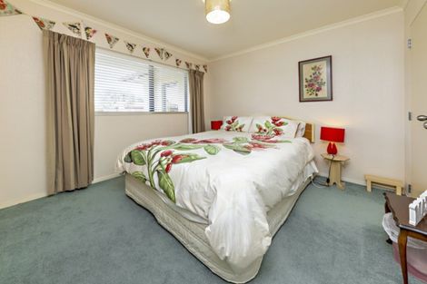 Photo of property in 13 Longford Park Drive, Takanini, 2112