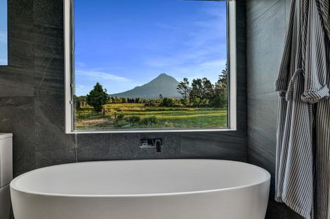 Photo of property in 438 Alfred Road, Kaimiro, New Plymouth, 4371
