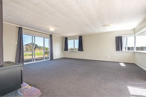 Photo of property in 371 Himatangi Beach Road, Himatangi Beach, Foxton, 4891