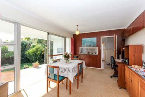 Photo of property in 5 Renown Place, Spotswood, New Plymouth, 4310