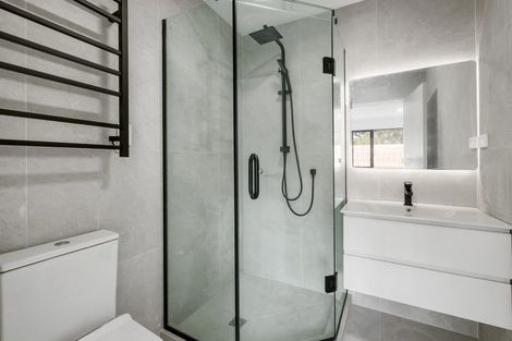 Photo of property in 23b Mercury Lane, Windsor Park, Auckland, 0632