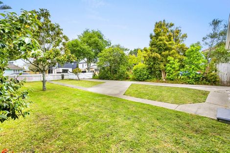 Photo of property in 95 Kervil Avenue, Te Atatu Peninsula, Auckland, 0610