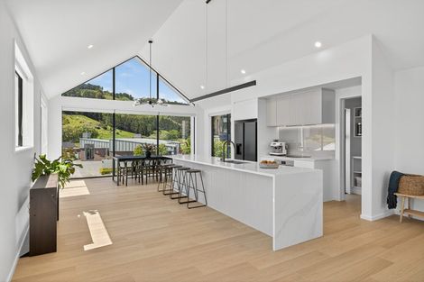 Photo of property in 6 Round Hill Rise, Cracroft, Christchurch, 8022