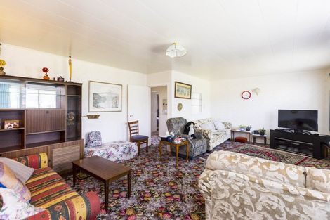 Photo of property in 1105 High Street, Taita, Lower Hutt, 5011