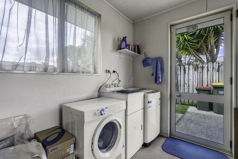 Photo of property in 4 Cottage Lane, Pukete, Hamilton, 3200