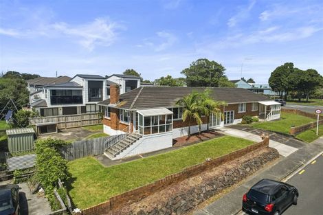 Photo of property in 2/1 The Link, Howick, Auckland, 2010