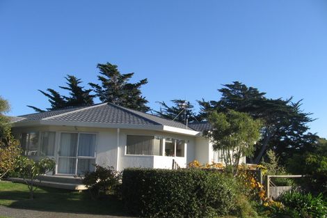 Photo of property in 51 Saunders Close, Whitby, Porirua, 5024