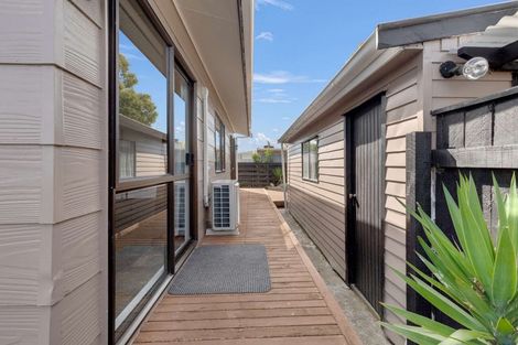 Photo of property in 76a Rugby Street, Awapuni, Palmerston North, 4412