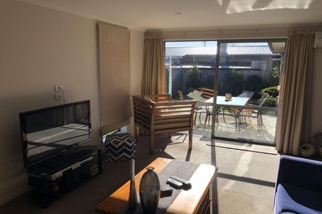 Photo of property in 2 Acorn Way, Stoke, Nelson, 7011