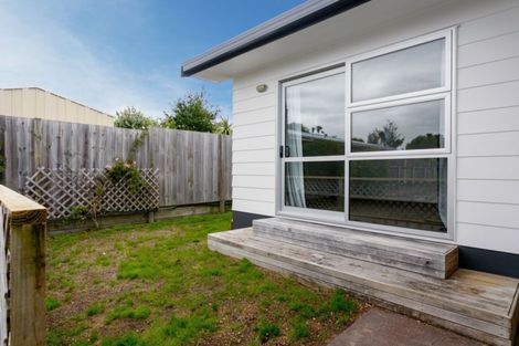 Photo of property in 2/35 Otupai Street, Two Mile Bay, Taupo, 3330
