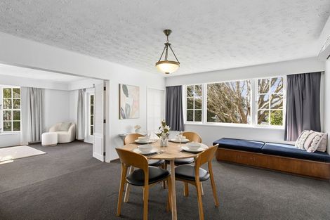 Photo of property in 27 Sunbrae Drive, Silverstream, Upper Hutt, 5019