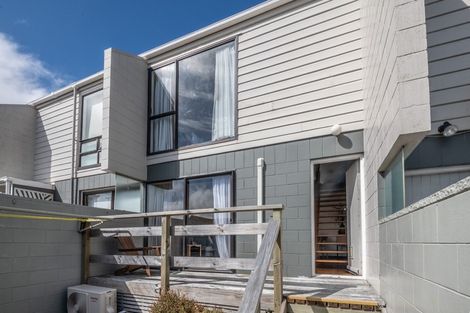 Photo of property in 33u3 Frankmoore Avenue, Johnsonville, Wellington, 6037