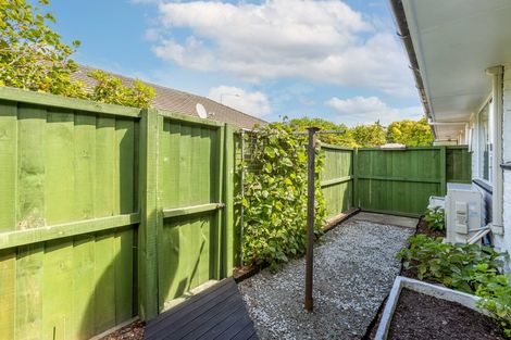 Photo of property in 2/990 Colombo Street, St Albans, Christchurch, 8014