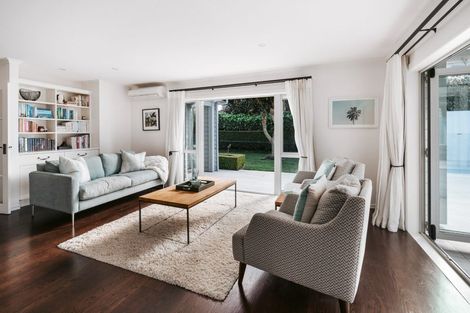 Photo of property in 5 Inglewood Place, Bethlehem, Tauranga, 3110