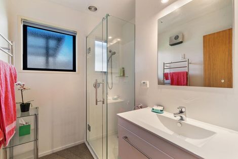 Photo of property in 98 Hunter Crescent, Wanaka, 9305