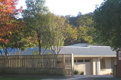 Photo of property in 72b Stokes Valley Road, Stokes Valley, Lower Hutt, 5019