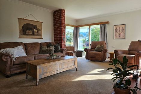Photo of property in 7 Point Bush Road, Waimate, 7924