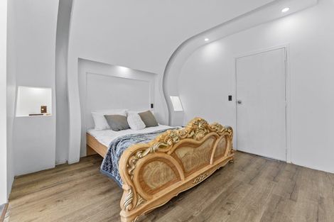 Photo of property in 244b Great North Road, Henderson, Auckland, 0612