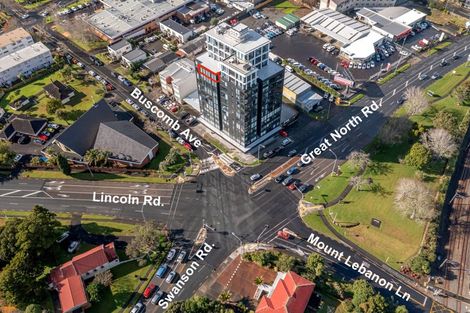 Photo of property in 1 Buscomb Avenue, Henderson, Auckland, 0610