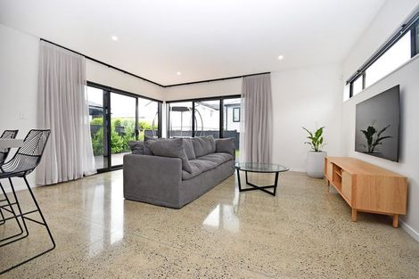 Photo of property in 58 Hayfield Way, Karaka, Papakura, 2113