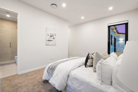 Photo of property in 24 Tipu Crescent, Wainui, 0992