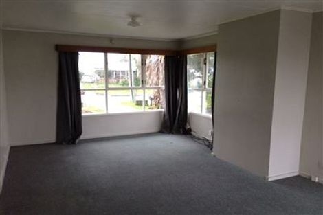 Photo of property in 5 Dennis Road, Papatoetoe, Auckland, 2025