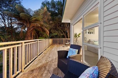 Photo of property in 3a Sylvan Valley Avenue, Titirangi, Auckland, 0604