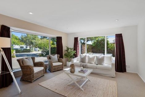 Photo of property in 2 Lewisham Park, St Albans, Christchurch, 8052