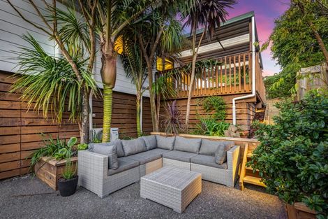Photo of property in 80 Kamara Road, Glen Eden, Auckland, 0602