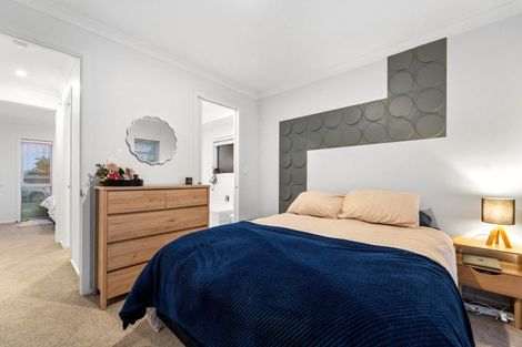 Photo of property in 7 Raiha Street, Papamoa Beach, Papamoa, 3118