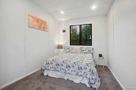 Photo of property in 48 Sunnynook Road, Sunnynook, Auckland, 0620