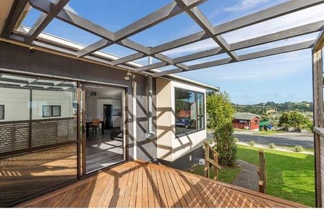 Photo of property in 43 Mercury Way, Whitby, Porirua, 5024