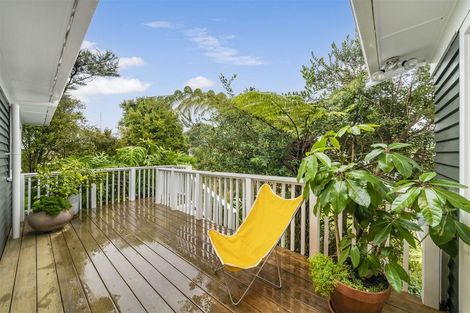 Photo of property in 10 Taioma Crescent, Te Atatu Peninsula, Auckland, 0610