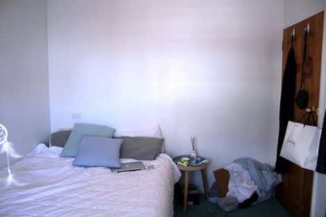 Photo of property in 4 Howard Street, Mount Cook, Wellington, 6021