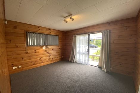 Photo of property in 2/1 Sundown Avenue, Manly, Whangaparaoa, 0930