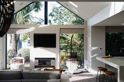 Photo of property in 7 Hoylake Street, Outram, 9019