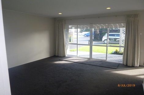 Photo of property in 369a Hobsonville Road, Hobsonville, Auckland, 0618