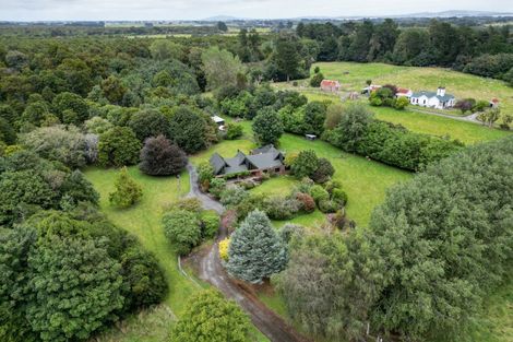 Photo of property in 54 Mckellar Road, Seaward Bush, Invercargill, 9871