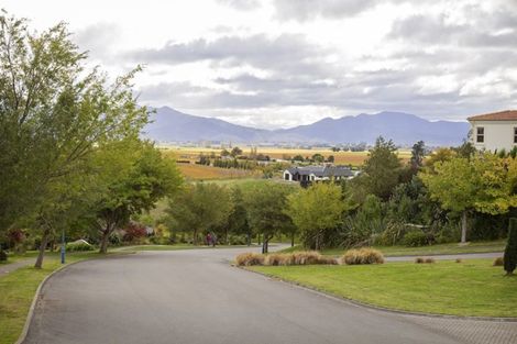 Photo of property in 18 Golf View Close, Fairhall, 7272