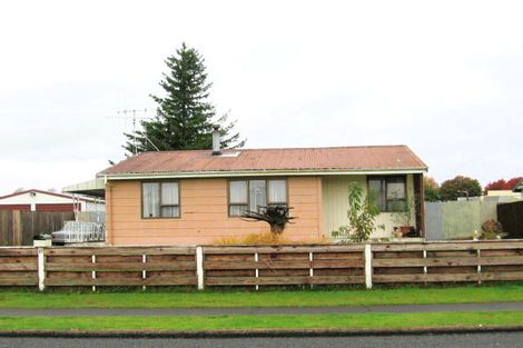Photo of property in 11 Lanark Street, Tokoroa, 3420